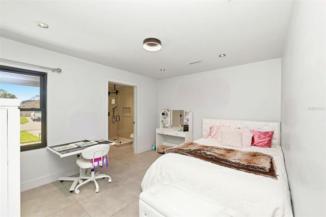 6747 EDGEWORTH DR, Orlando, FL 32819