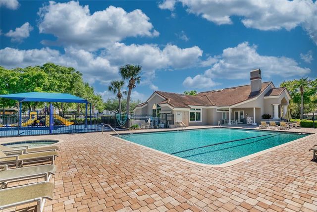 6747 EDGEWORTH DR, Orlando, FL 32819