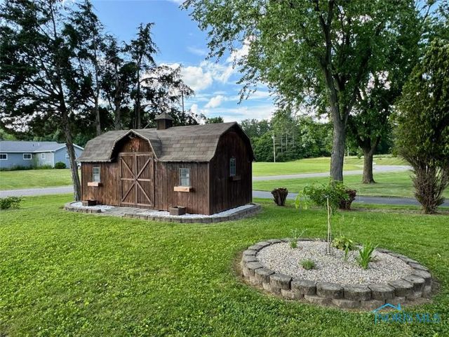 600 Seneca Drive, Montpelier, OH 43543