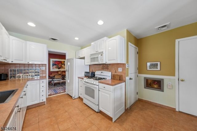 40 Birchwood Ave, West Orange Twp., NJ 07052