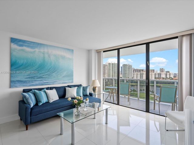 3675 N Country Club Drive 1607, Aventura, FL 33180