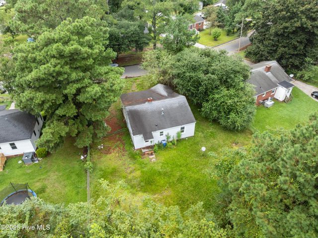 1203 Ferndale Lane, Kinston, NC 28501