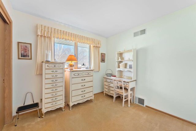 1217 Fairway DRIVE, Racine, WI 53405