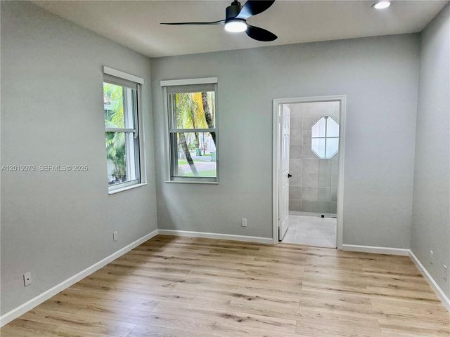 2525 Bay Pointe Court, Weston, FL 33327