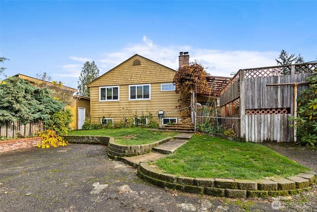 12011 67th Avenue S, Seattle, WA 98178