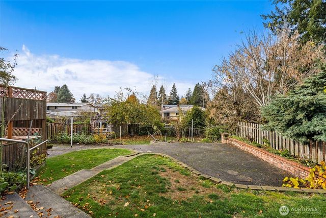 12011 67th Avenue S, Seattle, WA 98178