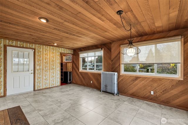 12011 67th Avenue S, Seattle, WA 98178