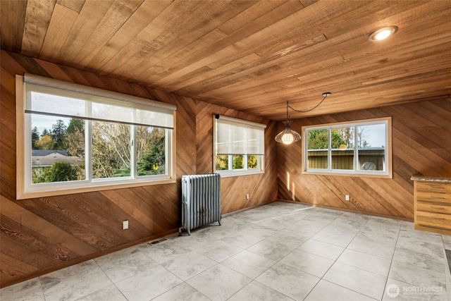 12011 67th Avenue S, Seattle, WA 98178