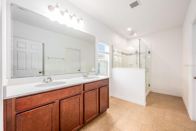 404 IRONSIDE TRAIL DRIVE, Groveland, FL 34736