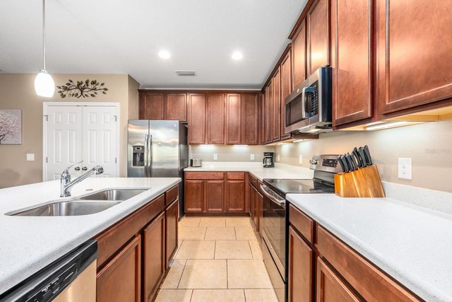 404 IRONSIDE TRAIL DRIVE, Groveland, FL 34736