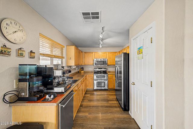 16574 W COTTONWOOD Street, Surprise, AZ 85388