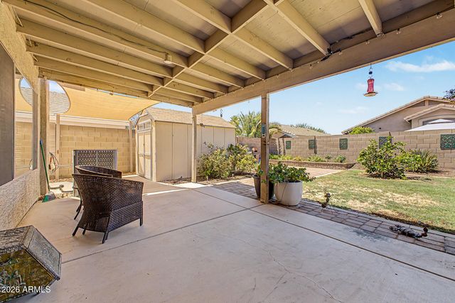 16574 W COTTONWOOD Street, Surprise, AZ 85388