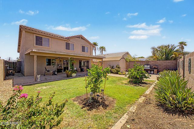 16574 W COTTONWOOD Street, Surprise, AZ 85388
