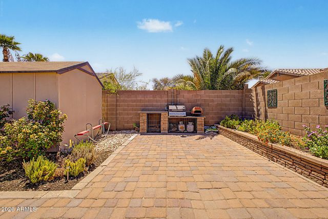 16574 W COTTONWOOD Street, Surprise, AZ 85388