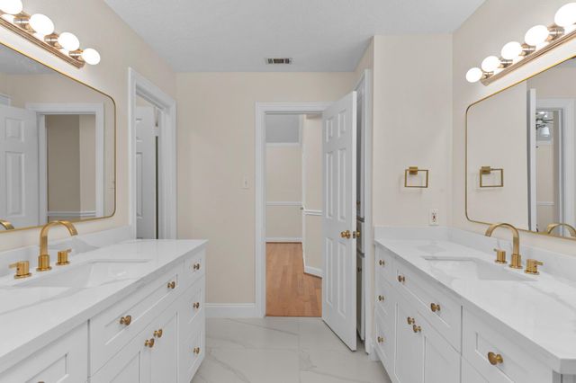 17402 Wilton Park Court, Spring, TX 77379
