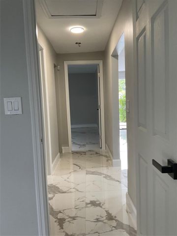 642 NW 14th Way, Fort Lauderdale, FL 33311