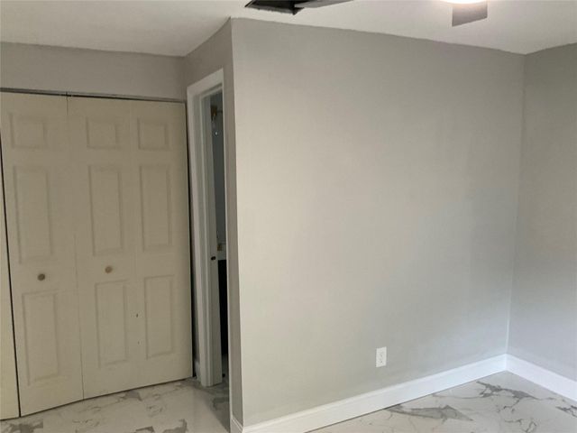 642 NW 14th Way, Fort Lauderdale, FL 33311