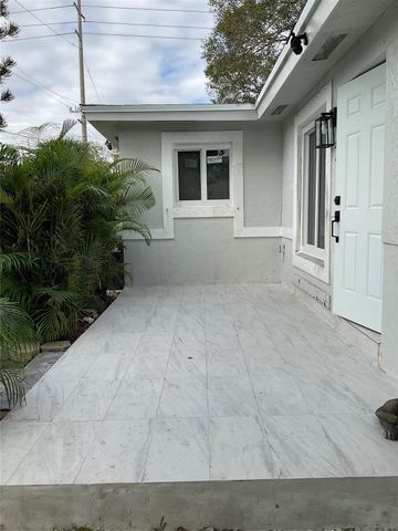 642 NW 14th Way, Fort Lauderdale, FL 33311