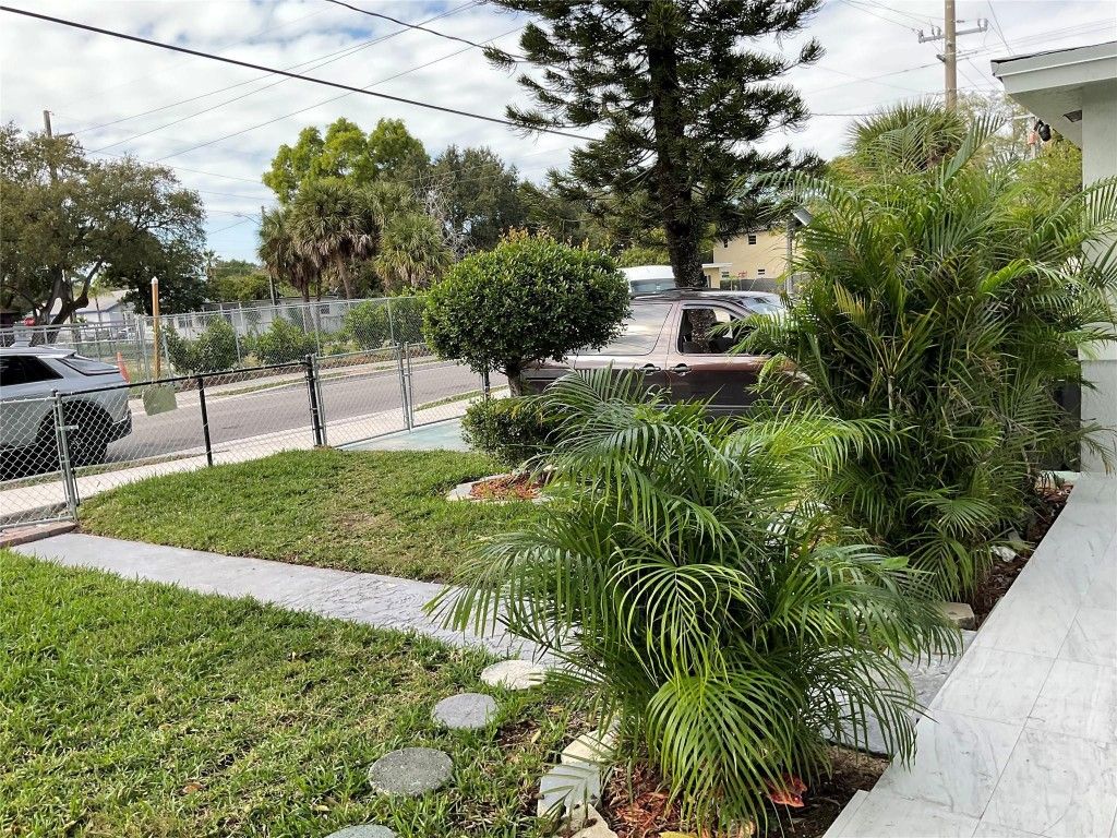 642 NW 14th Way, Fort Lauderdale, FL 33311