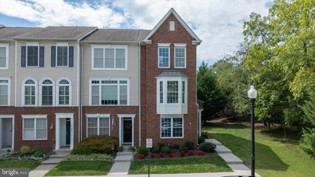 25091 GUNNERY SQ, Chantilly, VA 20152
