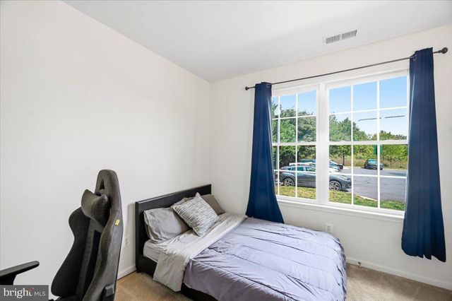 25091 GUNNERY SQ, Chantilly, VA 20152