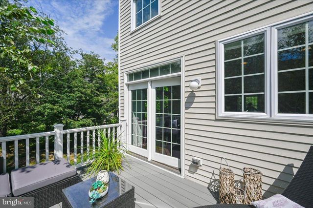 25091 GUNNERY SQ, Chantilly, VA 20152