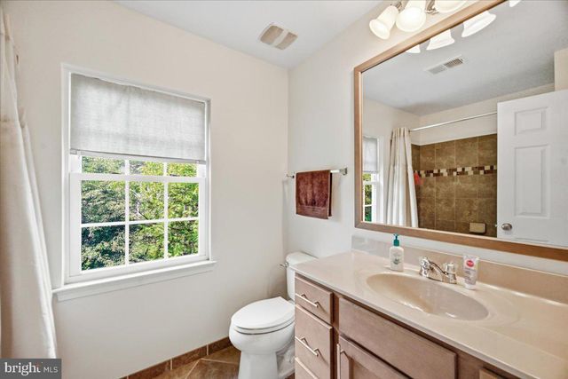 25091 GUNNERY SQ, Chantilly, VA 20152