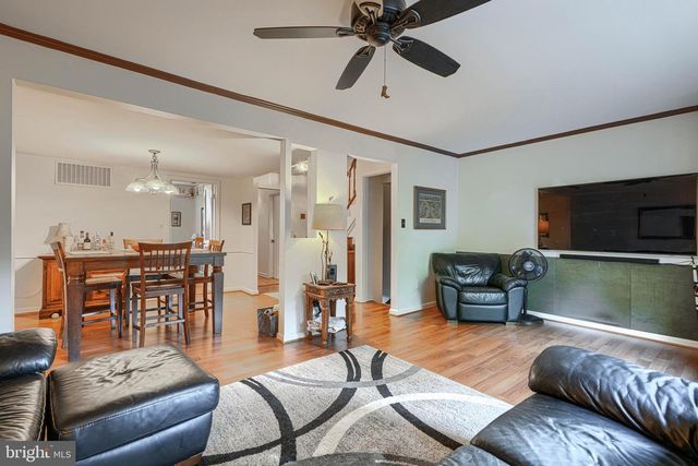 34 CASTLEBAR CT, Lutherville Timonium, MD 21093