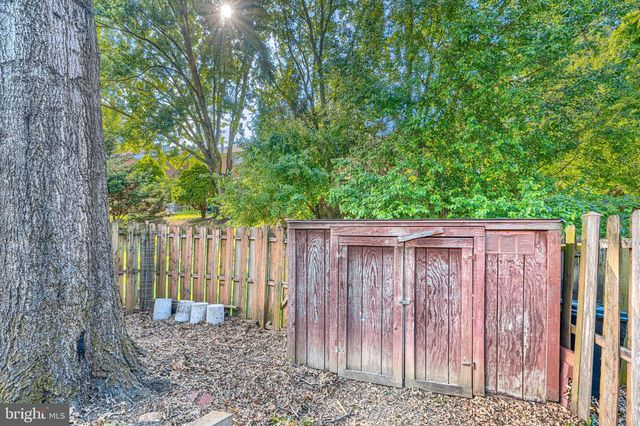 34 CASTLEBAR CT, Lutherville Timonium, MD 21093