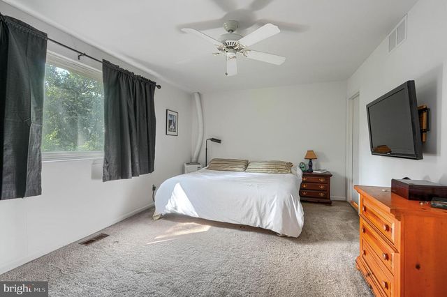 34 CASTLEBAR CT, Lutherville Timonium, MD 21093
