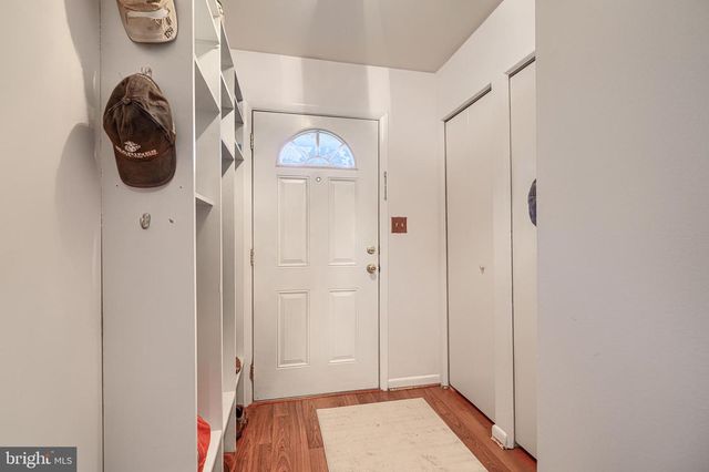 34 CASTLEBAR CT, Lutherville Timonium, MD 21093