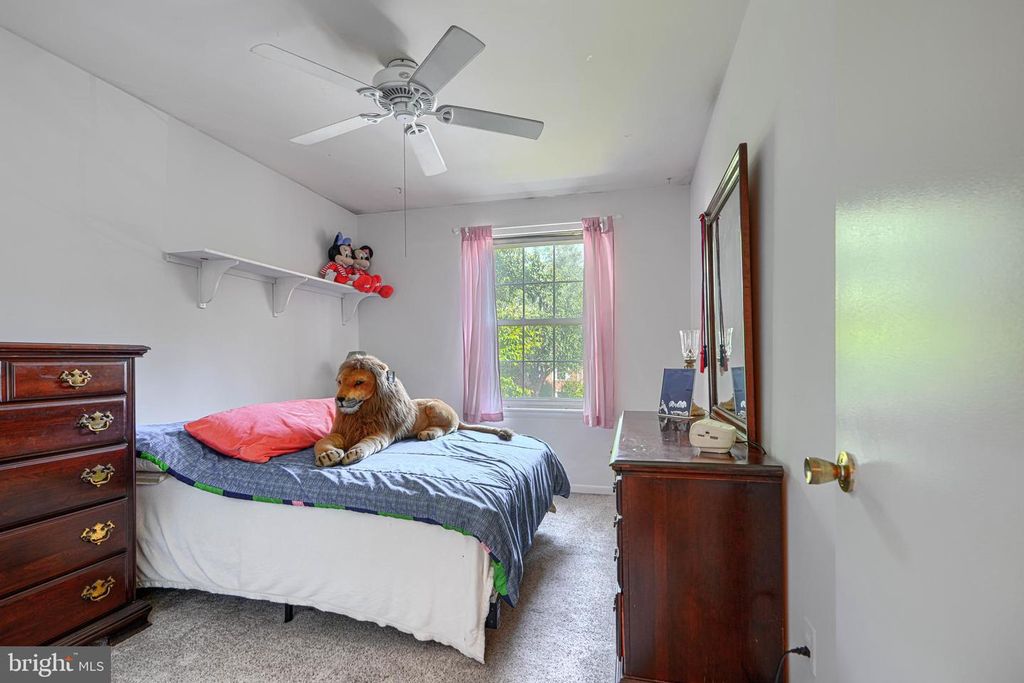 Image 33 of property listing at 34 CASTLEBAR CT, Lutherville Timonium, MD 21093