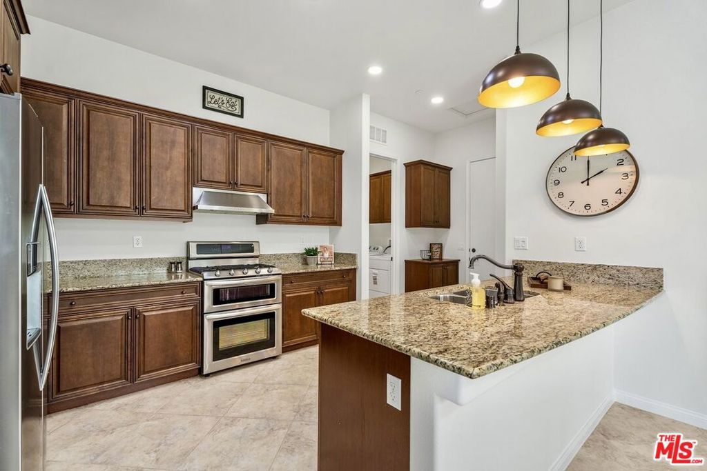 Image 4 of property listing at 39779 Camino Michanito, Indio, CA 92203