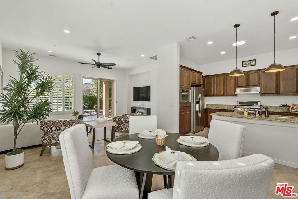 Image 7 of property listing at 39779 Camino Michanito, Indio, CA 92203