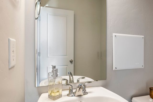 1055 S PAINTED HORSE LN, Bluffdale, UT 84065