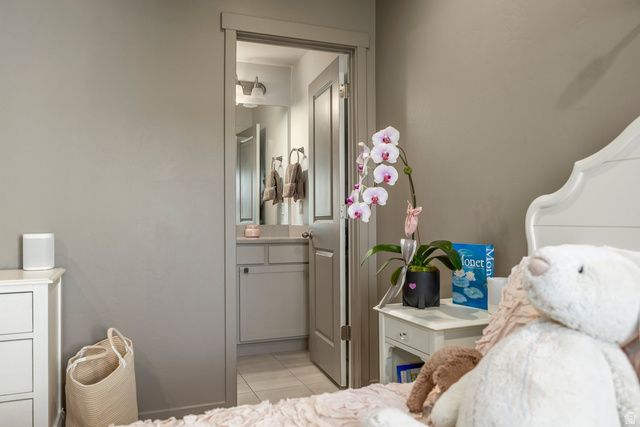 1055 S PAINTED HORSE LN, Bluffdale, UT 84065