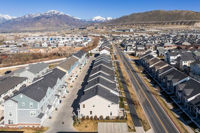 1055 S PAINTED HORSE LN, Bluffdale, UT 84065