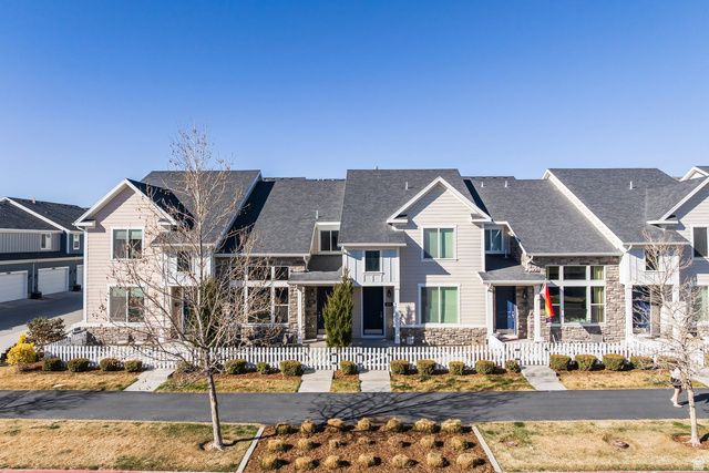 1055 S PAINTED HORSE LN, Bluffdale, UT 84065