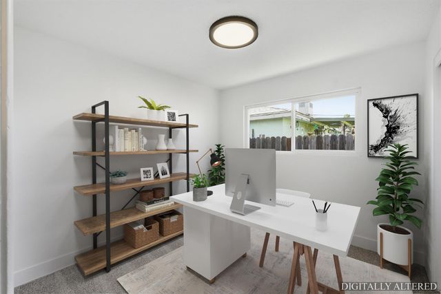 821 W Fairmont Avenue, Clovis, CA 93612