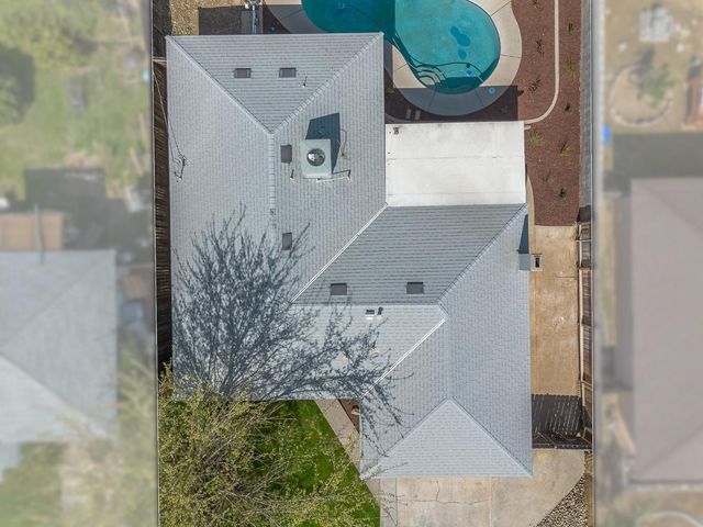 821 W Fairmont Avenue, Clovis, CA 93612