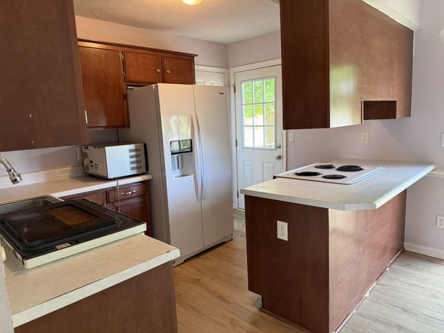 1534 Ridgemont Dr, La Vergne, TN 37086