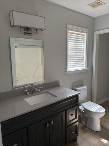 1534 Ridgemont Dr, La Vergne, TN 37086