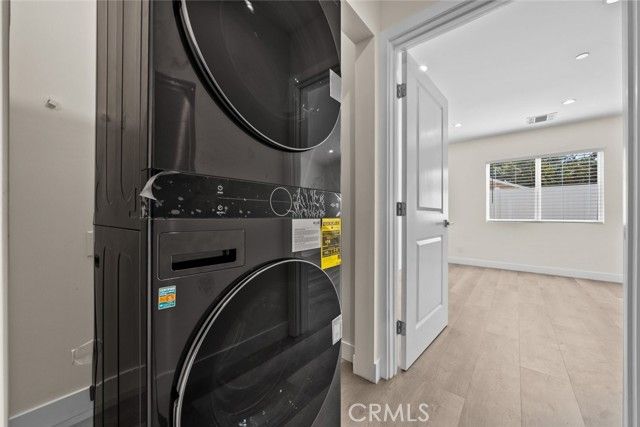 11200 Saticoy Street, Sun Valley (los Angeles), CA 91352