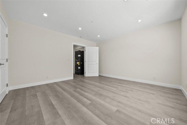 11200 Saticoy Street, Sun Valley (los Angeles), CA 91352