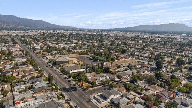 11200 Saticoy Street, Sun Valley (los Angeles), CA 91352