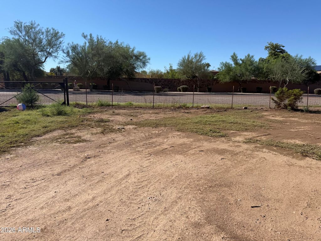 80XX W Pinnacle Peak Road 3, Peoria, AZ 85383 — photo 2