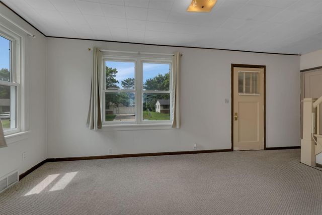 920 21st Avenue N, Saint Cloud, MN 56303