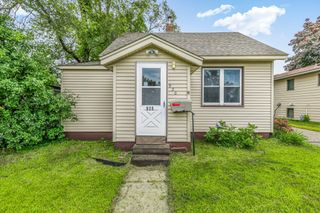920 21st Avenue N, Saint Cloud, MN 56303