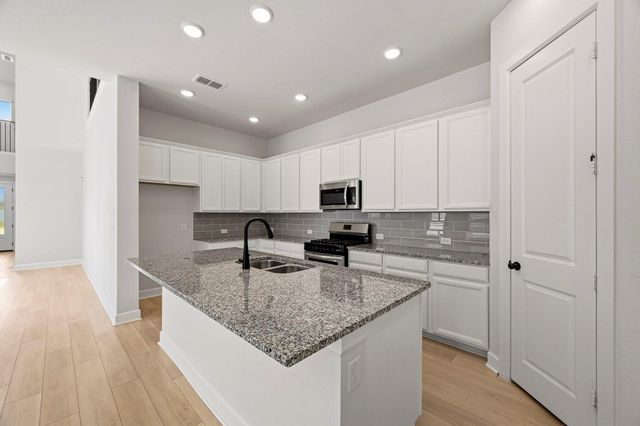 1538 Park Path Drive, Missouri City, TX 77459