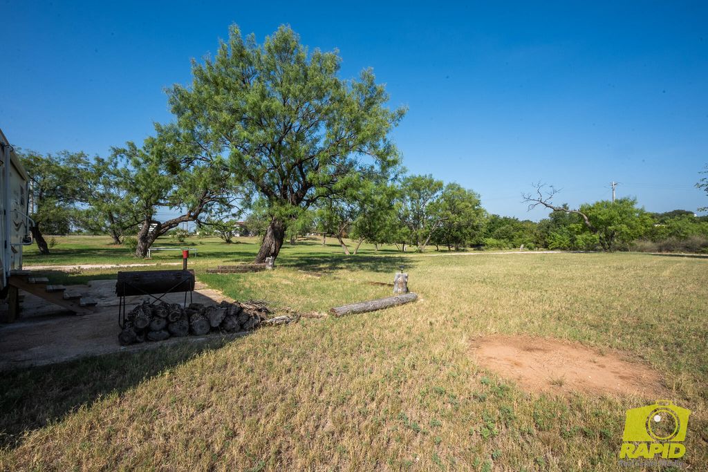 Image 114 of property listing at 425 Highland Park, Robert Lee, TX 76945